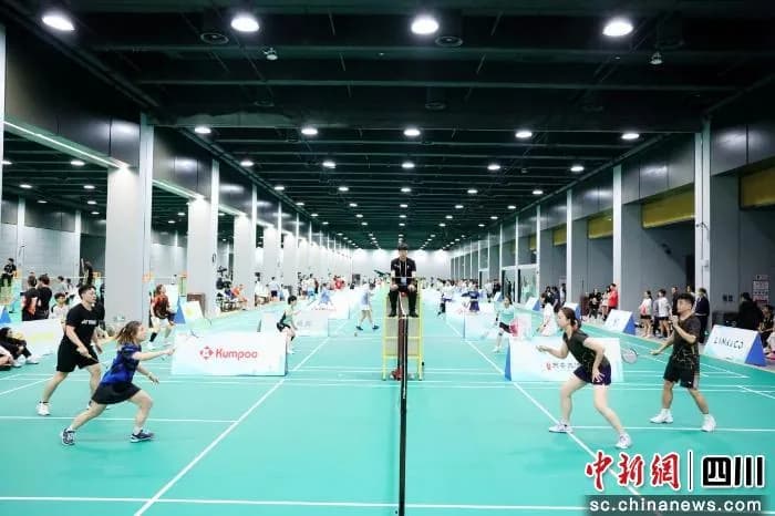 Doubles matches on the courts at Dong'an Lake Sports Park, Chengdu